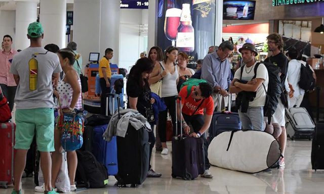 Cancun: Airlines from the United States and Canada land with larger planes