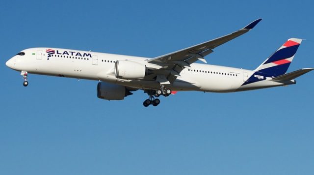 Ficheiro:LATAM Brasil, PT-MOD, Boeing 767-316 ER (39427142214).jpg –  Wikipédia, a enciclopédia livre