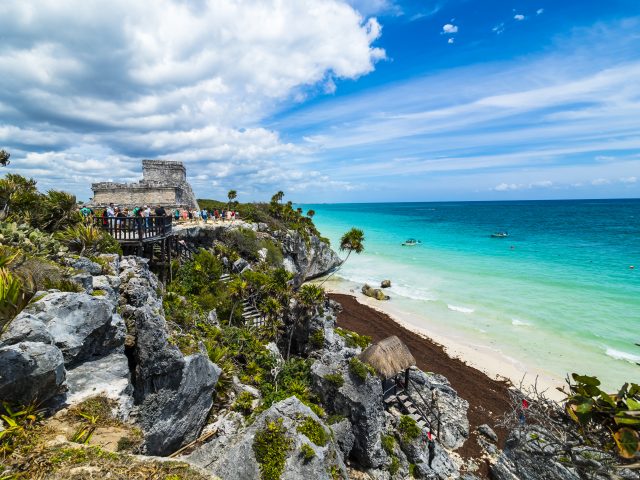 Caribe mexicano recupera vuelos y ocupaciones destrozadas por pandemia